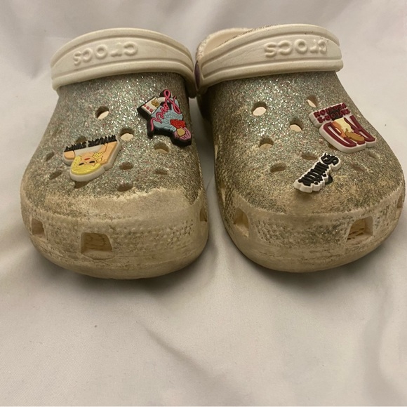 Crocs Classic Girls Size C13 Glitter Rubber Slip On Clog With Swift Music Charms - Picture 2 of 15